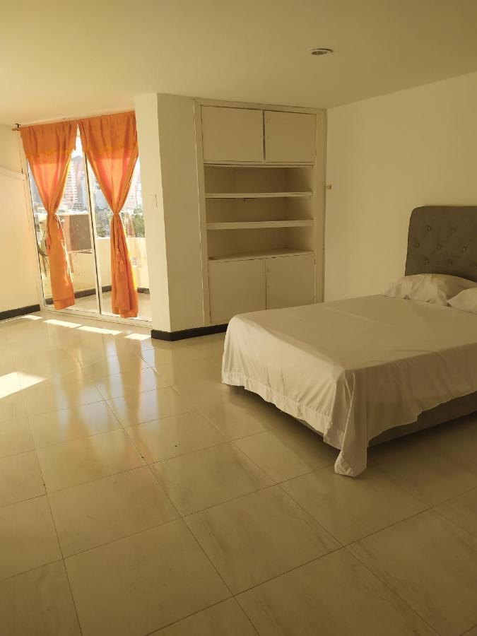 Apartamento Al Frente De La Bahía De *